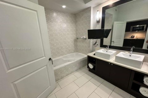 Copropriété à vendre à Doral, Floride: 1 chambre, 65.5 m2 № 2025412 - photo 11