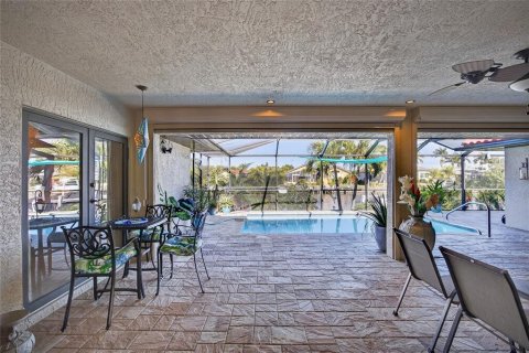 Villa ou maison à vendre à Punta Gorda, Floride: 3 chambres, 197.7 m2 № 2096254 - photo 30