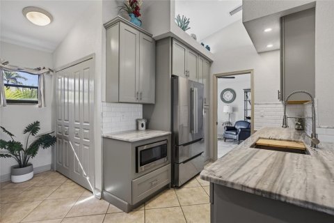 Villa ou maison à vendre à Punta Gorda, Floride: 3 chambres, 197.7 m2 № 2096254 - photo 15
