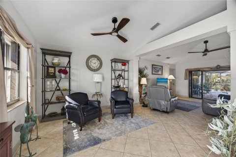 Villa ou maison à vendre à Punta Gorda, Floride: 3 chambres, 197.7 m2 № 2096254 - photo 7