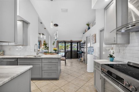 Villa ou maison à vendre à Punta Gorda, Floride: 3 chambres, 197.7 m2 № 2096254 - photo 16