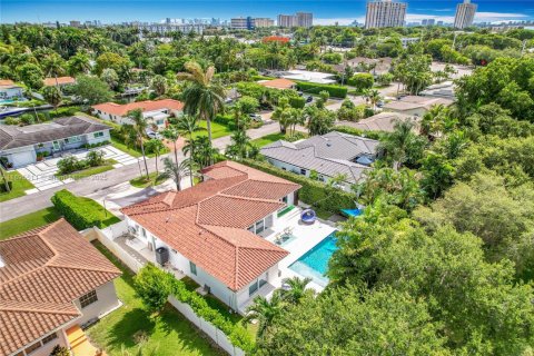 House in Miami Shores, Florida 3 bedrooms, 171.68 sq.m. № 1947220 - photo 24