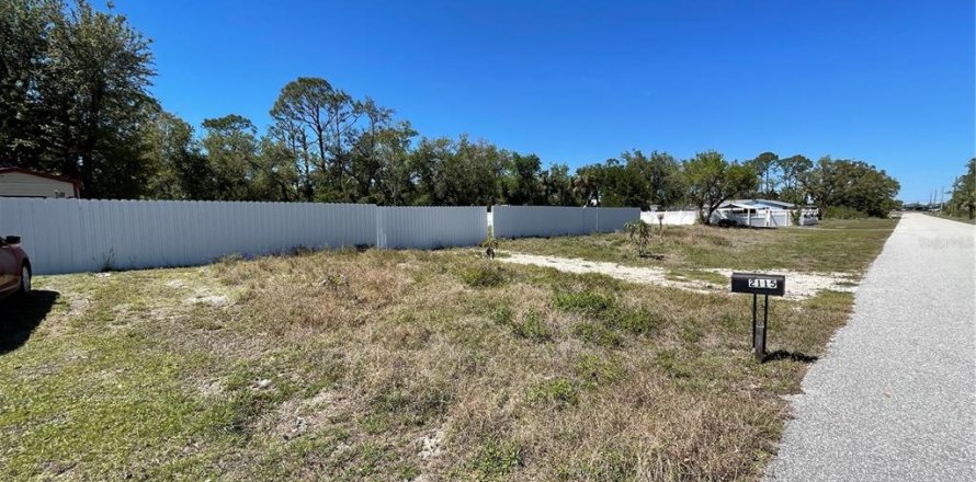Terreno en Port Charlotte, Florida № 1590520