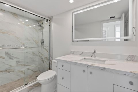 Снять в аренду кондоминиум в Холливуд, Флорида 2 спальни, 119.66м2, № 2017988 - фото 17