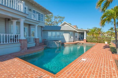 Casa en venta en Sarasota, Florida, 6 dormitorios, 971.29 m2 № 1520911 - foto 8