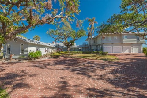 Casa en venta en Sarasota, Florida, 6 dormitorios, 971.29 m2 № 1520911 - foto 2