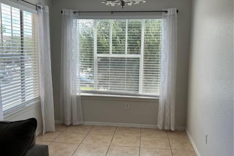 Condominio en alquiler en Kissimmee, Florida, 2 dormitorios, 95.32 m2 № 1910362 - foto 9