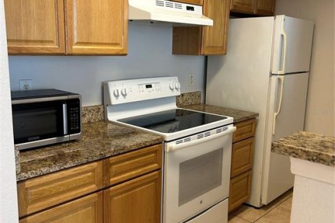 Condominio en alquiler en Kissimmee, Florida, 2 dormitorios, 95.32 m2 № 1910362 - foto 18
