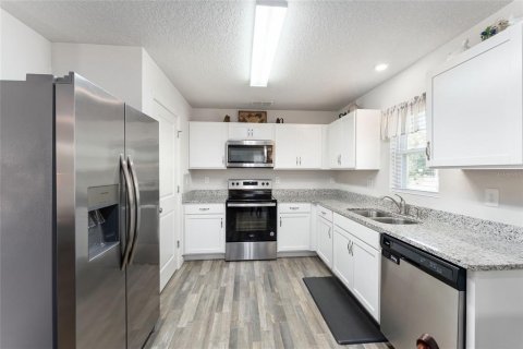 Casa en venta en Citrus Springs, Florida, 3 dormitorios, 115.57 m2 № 2144643 - foto 10