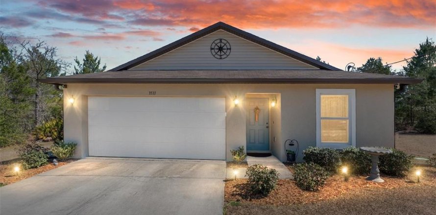 Casa en Citrus Springs, Florida 3 dormitorios, 115.57 m2 № 2144643