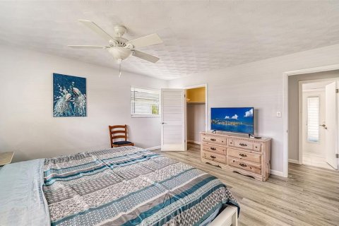 Casa en venta en Port Charlotte, Florida, 2 dormitorios, 169.45 m2 № 1609430 - foto 18