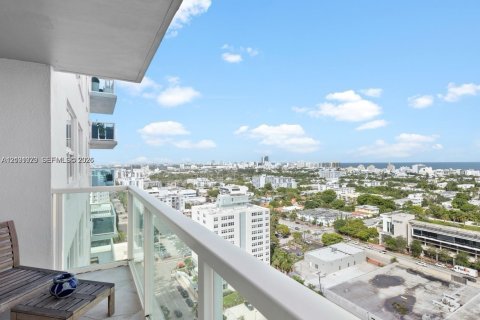 Apartment in Miami Beach, Florida 2 bedrooms, 100.15 sq.m. № 2402402 - photo 12
