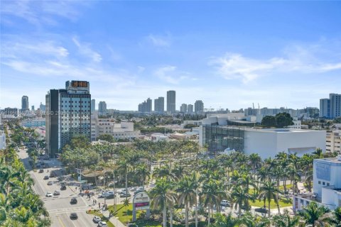 Copropriété à louer à Miami Beach, Floride: 2 chambres, 89.19 m2 № 2023908 - photo 21