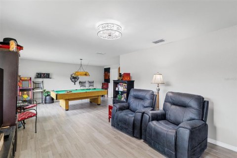 Casa en venta en Apopka, Florida, 3 dormitorios, 129.88 m2 № 2386349 - foto 3