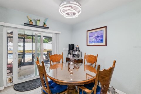 Casa en venta en Apopka, Florida, 3 dormitorios, 129.88 m2 № 2386349 - foto 10