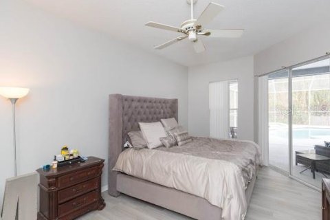 House in Lutz, Florida 4 bedrooms, 208.66 sq.m. № 1837657 - photo 8