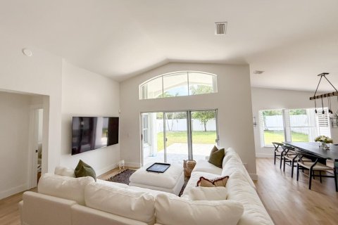 Villa ou maison à Boynton Beach, Floride 3 chambres, 140.38 m2 № 2272407