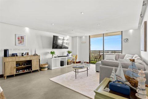 Condominio en venta en Hallandale Beach, Florida, 2 dormitorios, 118.91 m2 № 2006010 - foto 9