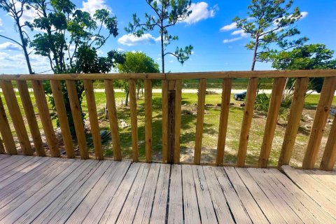 Casa en venta en Loxahatchee Groves, Florida, 3 dormitorios, 129.32 m2 № 1208587 - foto 1