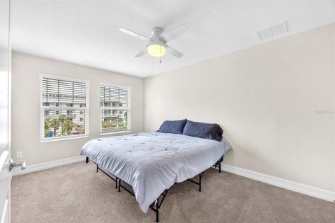 Adosado en venta en Tampa, Florida, 4 dormitorios, 234.49 m2 № 1801604 - foto 20