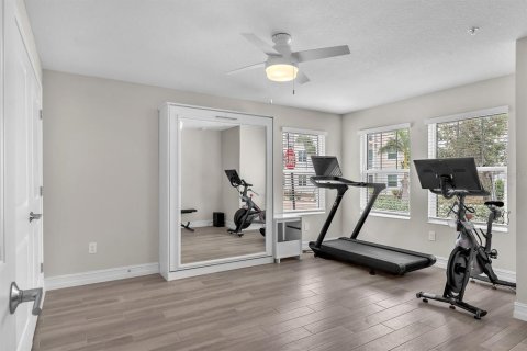 Adosado en venta en Tampa, Florida, 4 dormitorios, 234.49 m2 № 1801604 - foto 25