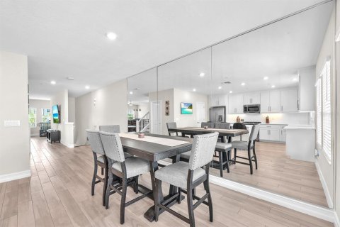 Adosado en venta en Tampa, Florida, 4 dormitorios, 234.49 m2 № 1801604 - foto 11