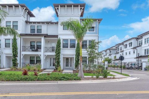 Adosado en venta en Tampa, Florida, 4 dormitorios, 234.49 m2 № 1801604 - foto 1