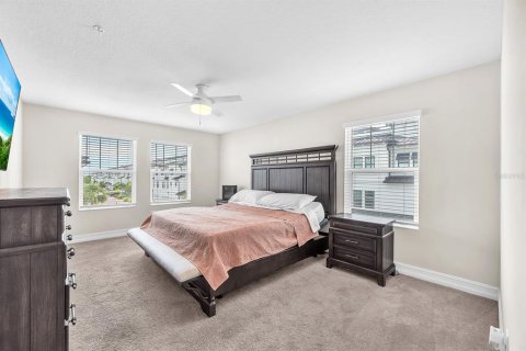 Adosado en venta en Tampa, Florida, 4 dormitorios, 234.49 m2 № 1801604 - foto 18