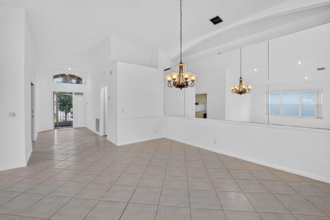 Villa ou maison à vendre à Boynton Beach, Floride: 3 chambres, 201.78 m2 № 2432271 - photo 8