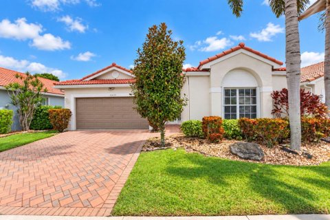 Villa ou maison à Boynton Beach, Floride 3 chambres, 201.78 m2 № 2432271