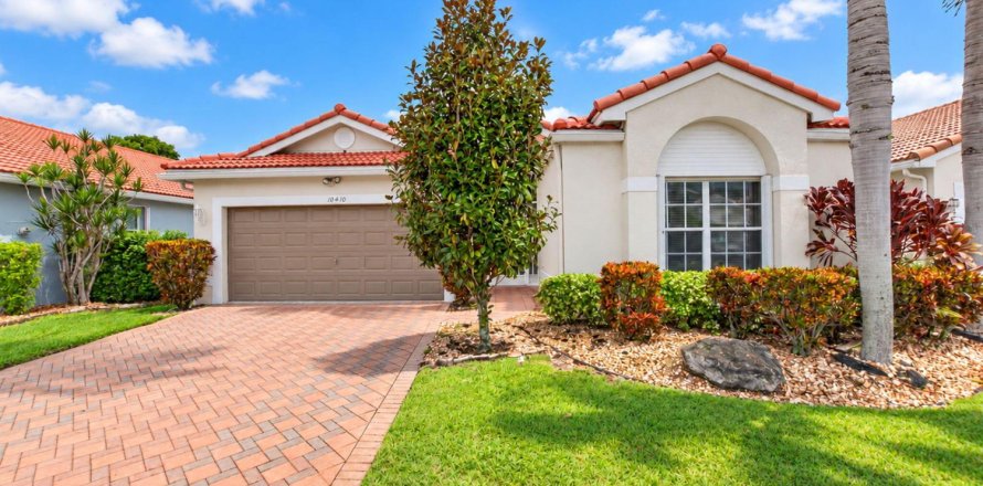 Villa ou maison à Boynton Beach, Floride 3 chambres, 201.78 m2 № 2432271