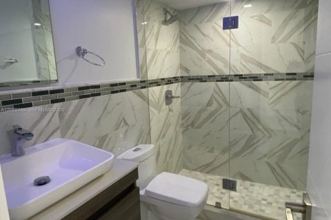 Villa ou maison à louer à Miami, Floride: 3 chambres, 147.71 m2 № 2091382 - photo 20