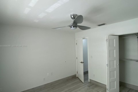 Villa ou maison à louer à Miami, Floride: 3 chambres, 147.71 m2 № 2091382 - photo 29