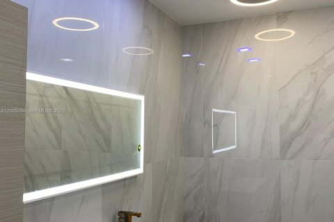 Villa ou maison à louer à Miami, Floride: 3 chambres, 147.71 m2 № 2091382 - photo 22