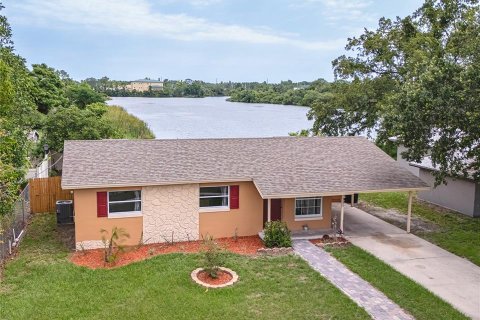 Casa en venta en Orlando, Florida, 3 dormitorios, 83.61 m2 № 1744787 - foto 1