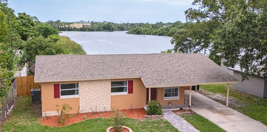 Casa en Orlando, Florida 3 dormitorios, 83.61 m2 № 1744787