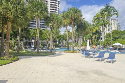 Condo in Aventura, Florida, 1 bedroom  № 1951419 - photo 5