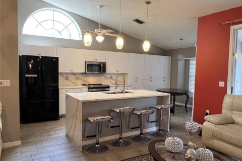 Casa en alquiler en Clearwater, Florida, 2 dormitorios, 126.35 m2 № 1908410 - foto 10