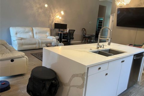 Casa en alquiler en Clearwater, Florida, 2 dormitorios, 126.35 m2 № 1908410 - foto 17