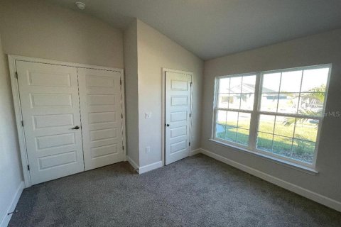 House in Dade City, Florida 4 bedrooms, 169.08 sq.m. № 1279493 - photo 23