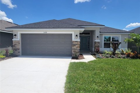House in Dade City, Florida 4 bedrooms, 169.08 sq.m. № 1279493 - photo 1