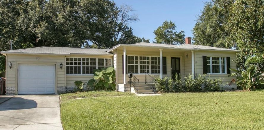 House in Orlando, Florida 2 bedrooms, 193.61 sq.m. № 2430576