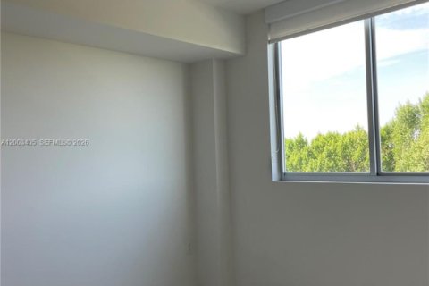 Condo in Doral, Florida, 3 bedrooms № 2170430 - photo 15