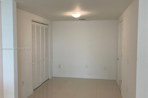 Condo in Doral, Florida, 3 bedrooms № 2170430 - photo 18