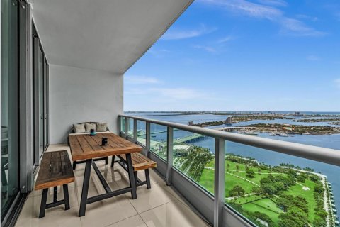 Condominio en venta en Miami, Florida, 1 dormitorio, 84.73 m2 № 2084975 - foto 28