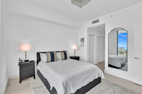Condominio en venta en Miami, Florida, 1 dormitorio, 84.73 m2 № 2084975 - foto 17