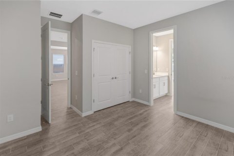 Villa ou maison à louer à Riverview, Floride: 5 chambres, 325.72 m2 № 2319154 - photo 12