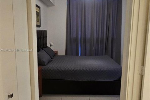 Condo in Doral, Florida, 2 bedrooms № 2247656 - photo 18