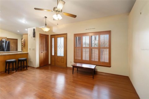 House in Orlando, Florida 4 bedrooms, 252.42 sq.m. № 2148425 - photo 9