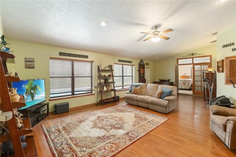 House in Orlando, Florida 4 bedrooms, 252.42 sq.m. № 2148425 - photo 19